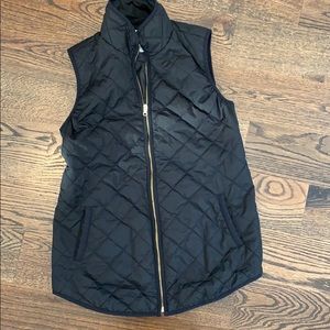 Old Navy Women’s Maternity Vest size medium
